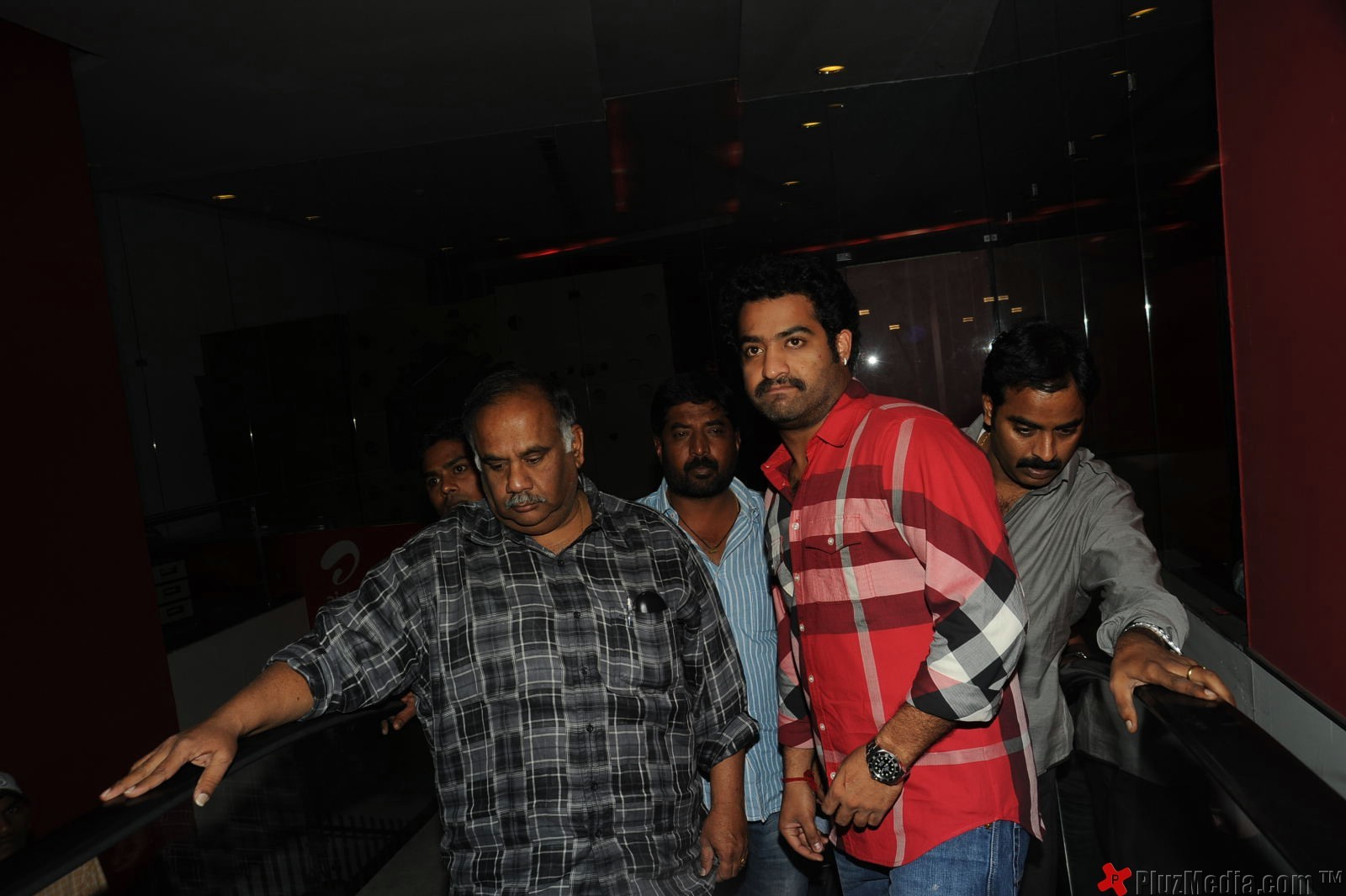 Jr NTR at Oosaravelli Specital Show - Pictures | Picture 96353